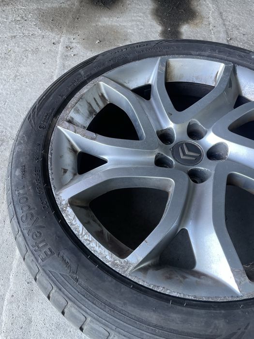 245/40/19 4бр. с джанти Ситроен