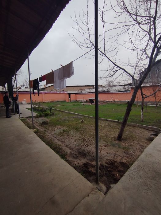 Продаю 8 соток на улице Бирлашган. Фасад 27×30