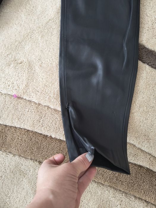 Pantaloni piele eco Mango mărime 38 noi cu eticheta.