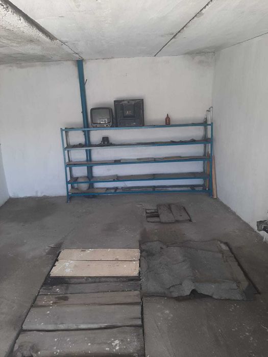 Продам или сдам в аренду гараж за 8 мкрн в Химике.