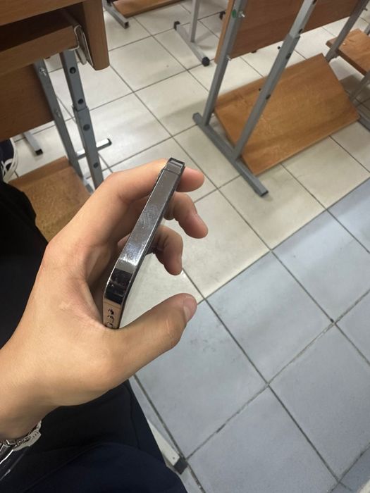 Продам айфон 12про