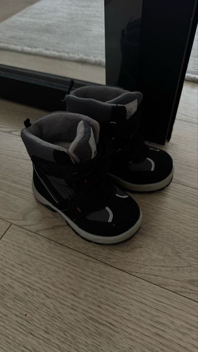 Ботинки 23 размер 4000 тенге