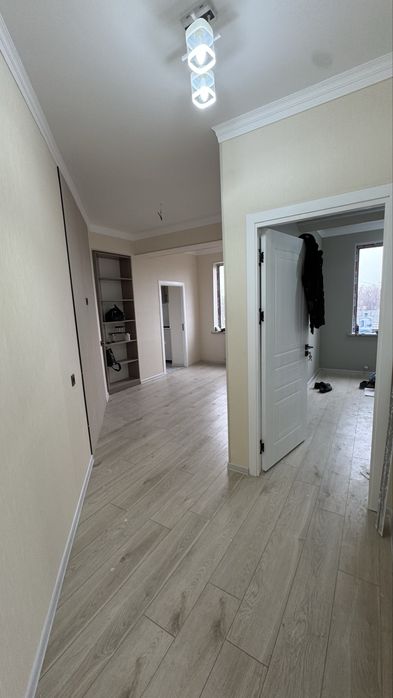 Продается квартира в Яшнабадском районе Новостройка Иззат 1в2х комнат