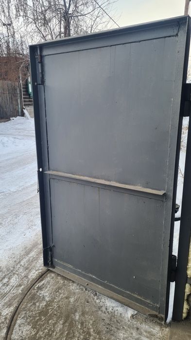 Продам ворота. Размер стандартный.