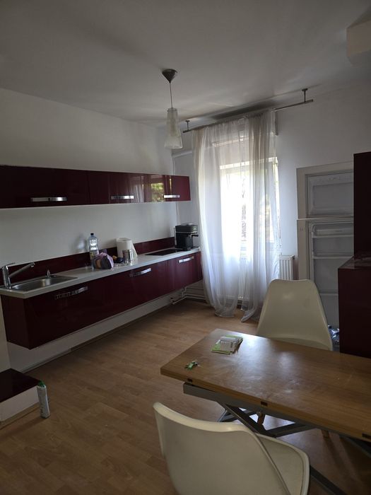 Inchiriez apartament 3 cam Corneliu Coposu/ V Parvan