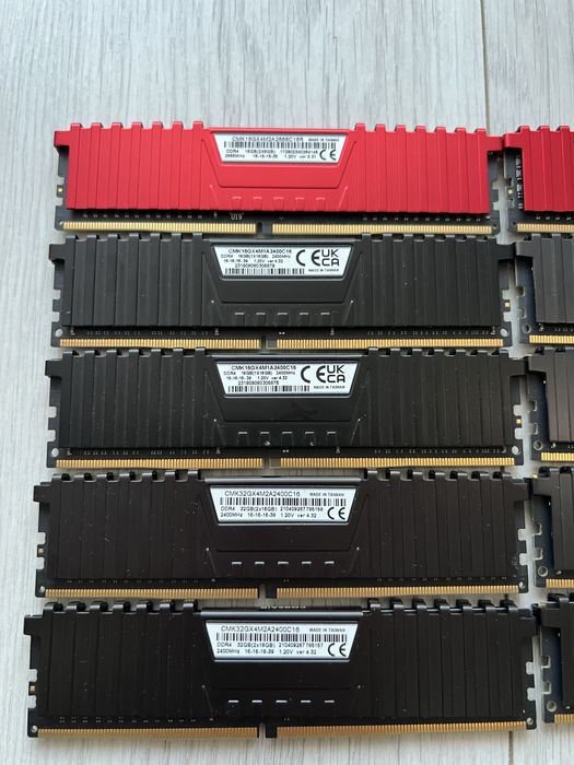 • RAM • Corsair • 64gb • 32gb •