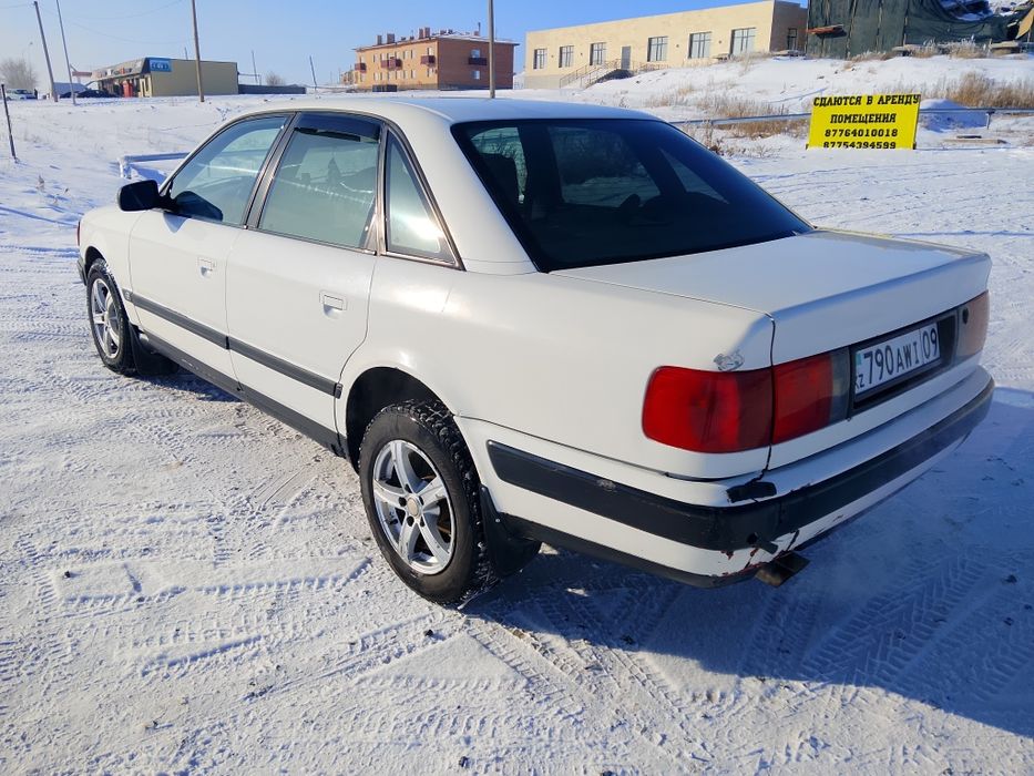 Ауди 100 С4 в отличном состоянии.