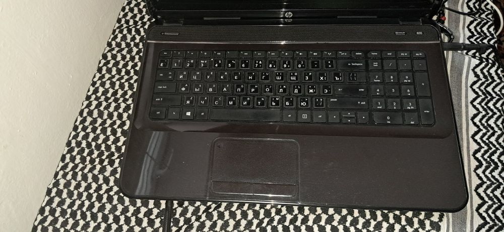 Ноутбук HP Pavilion g7