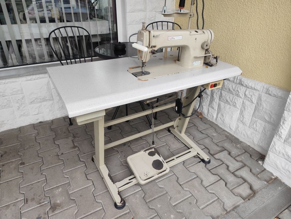 Професионална шевна машина Sun Star