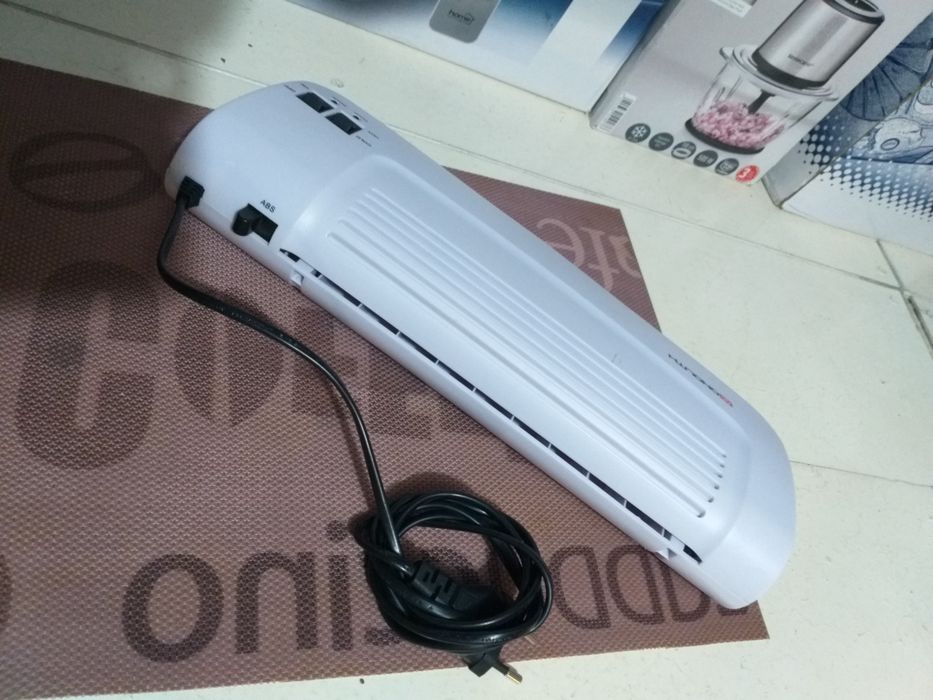 Laminator A4 Poze Documente  Nou