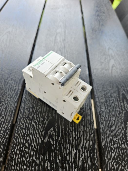 Siguranta automata / Disjunctor Schneider Electric 40A 2P Acti9 C