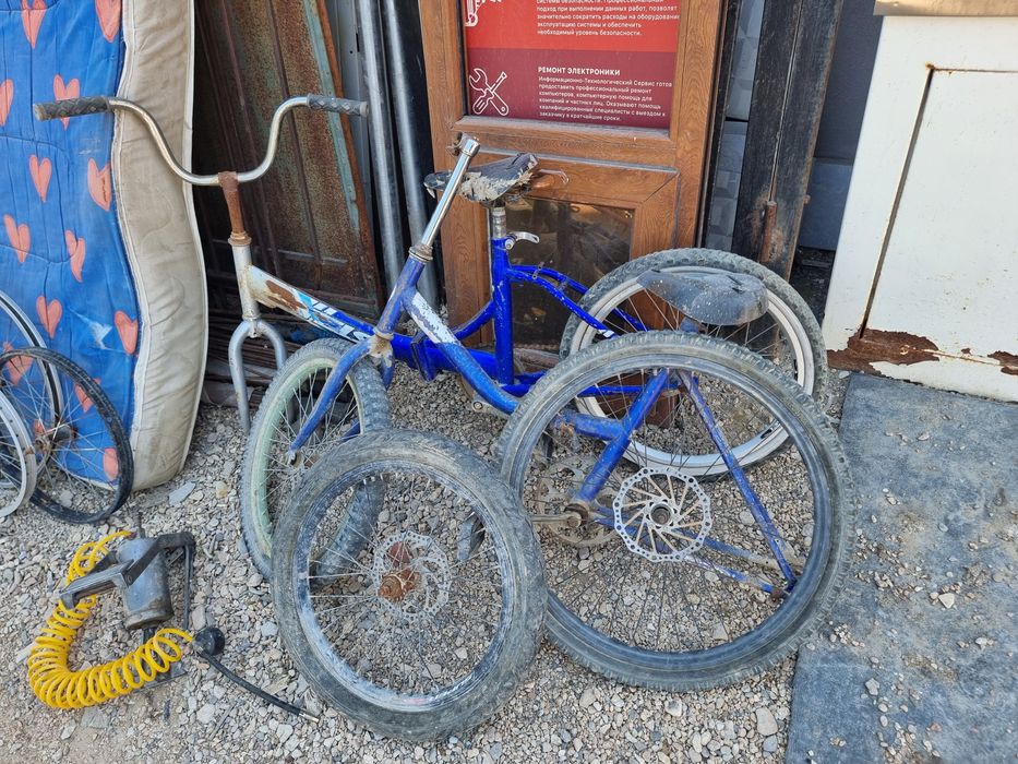 Срочно  запчасти на велосипеды