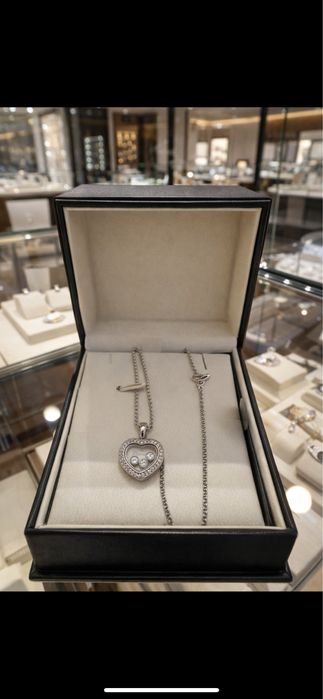 Колие chopard ново с кутия