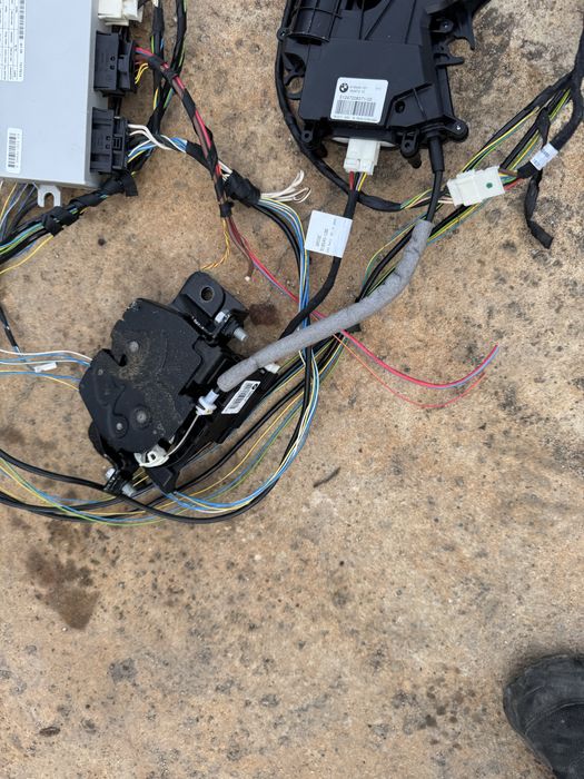 Ел багажник за бмв ф11 пълен комплект