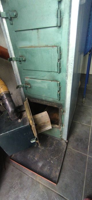 Продавам котел на пелети