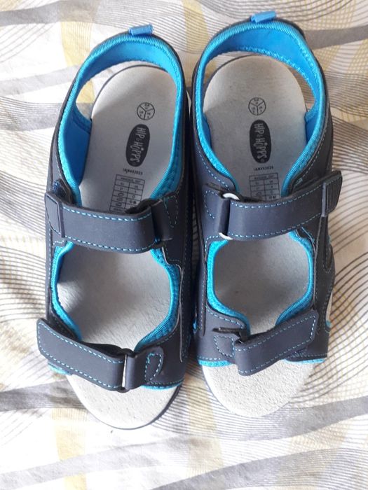 Сандали за момче