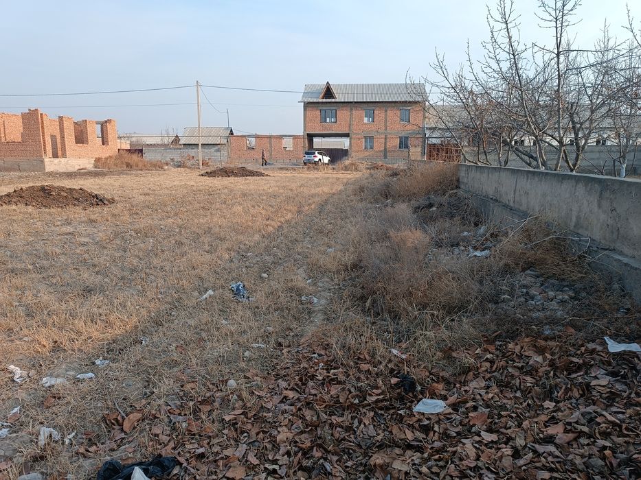 Fargona Quvasoy yo'lida Chekda 17.5 sotik tugallanmagan uchastka sroch