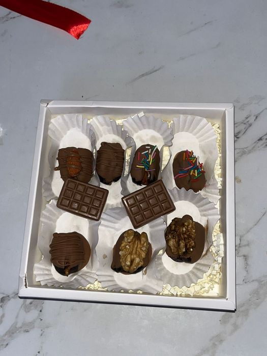 Финики в шоколаде