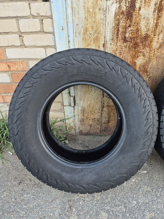 Продам шины 265/70-17