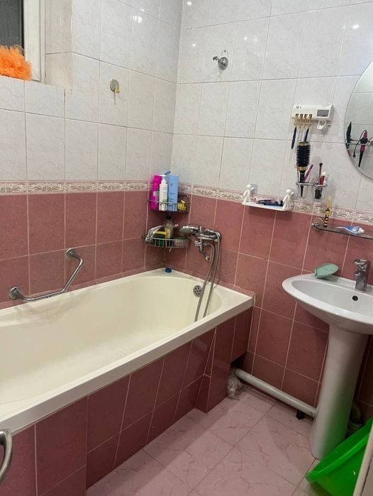 Продаётся 3х комнатная Карасу-2 Академия