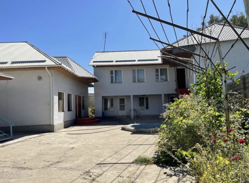 8 комнатный 20 сот дом