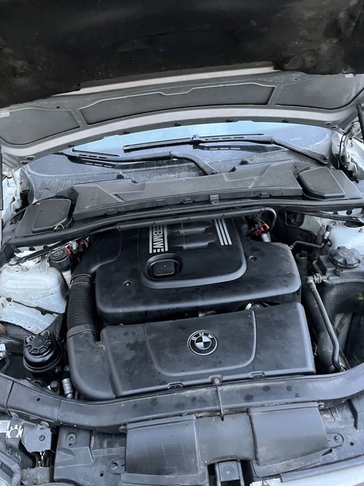 Dezmembrez Dezmembrari BMW E90 / E91