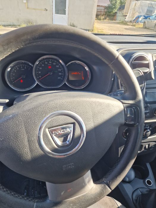 DACIA Sandero 2015 — imagine 10