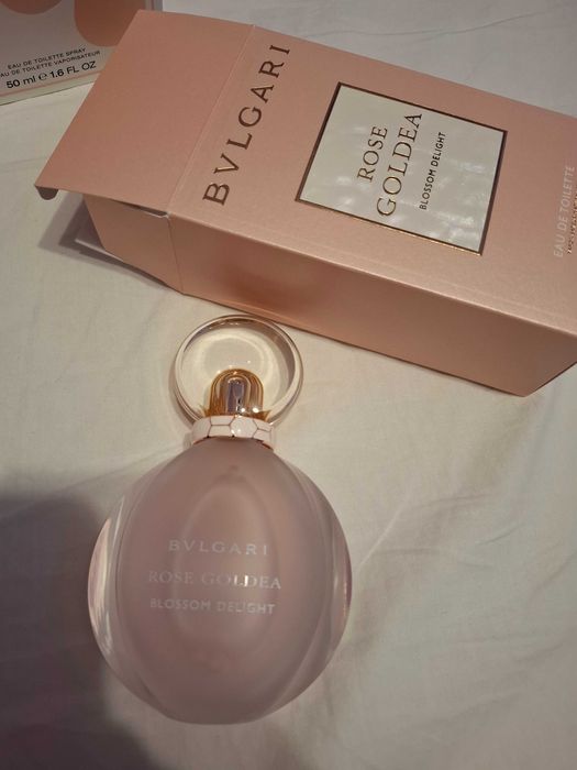 Vand parfum original femei