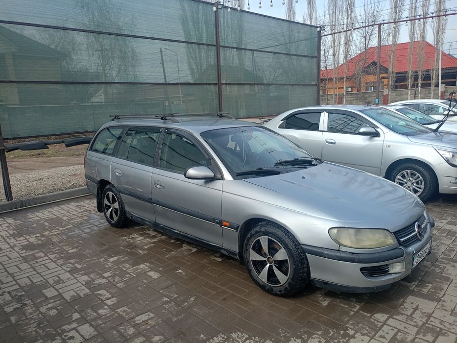 Продам Опель Омега универсал автомат