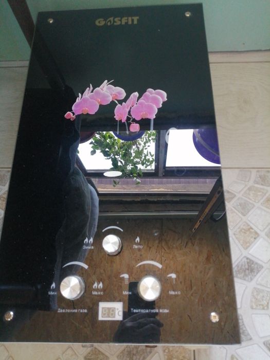 Водонагреватель проточный на газу 12л.,б/у. 10,0 тысяч тенге.