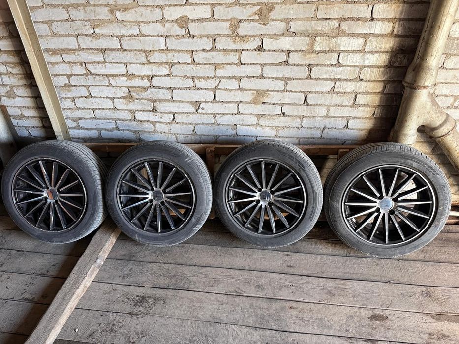 Продам диски с резиной