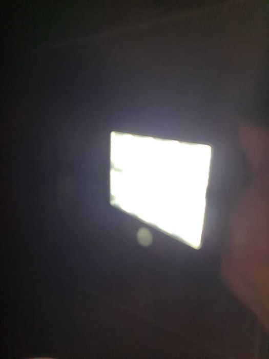 Lampa solara led cu telecomanda incarcare solara plus incarcare priza