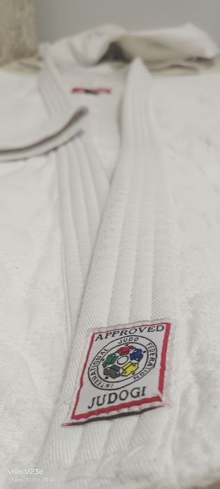 Продам кимоно для дзюдо