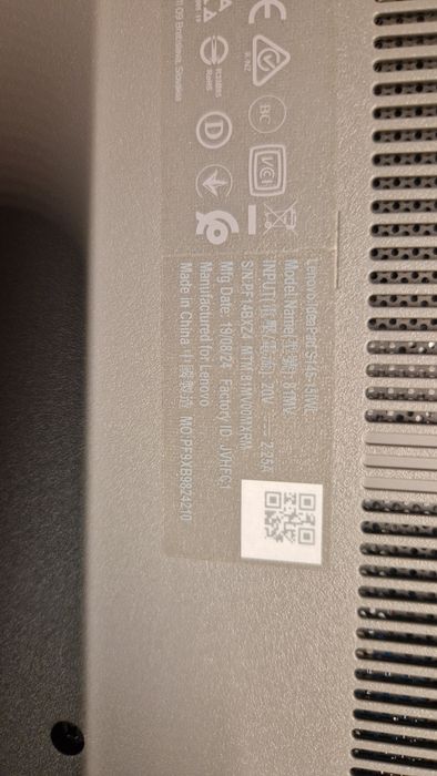Vand laptop Lenovo IdeaPad, model S145-15IWL