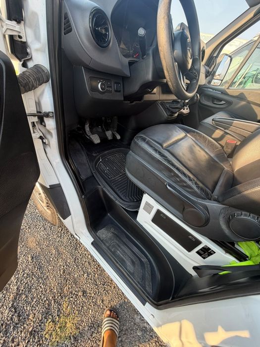 Mercedes sprinter cub cu lift