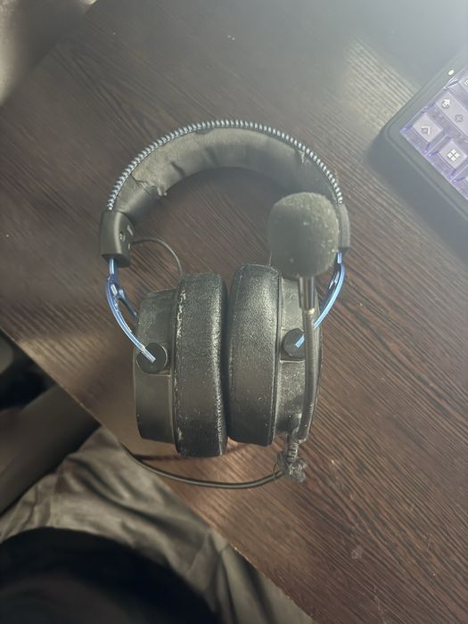 Продам наушники HyperX Cloud Alpha S