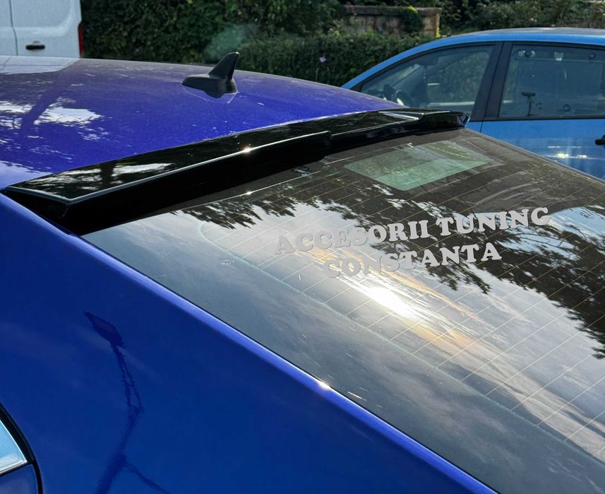 Eleron Luneta - Skoda Superb Mk3 Negru Lucios