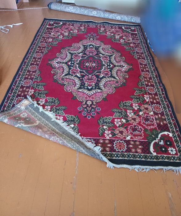 Срочно. Продам  ковер