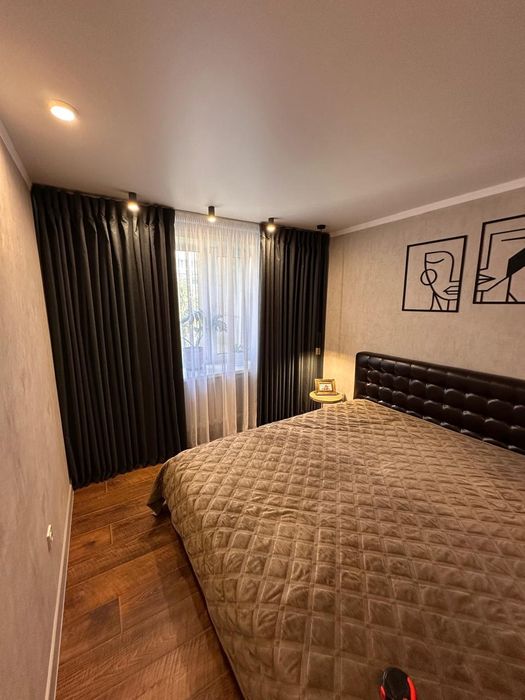 Продаю шторы новые. Высота - 2.35, ширина-2.86.