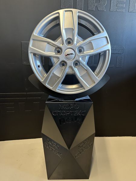 15цола 5x118 Fiat Iveco Renaut Фиат Ивеко Рено 4бр