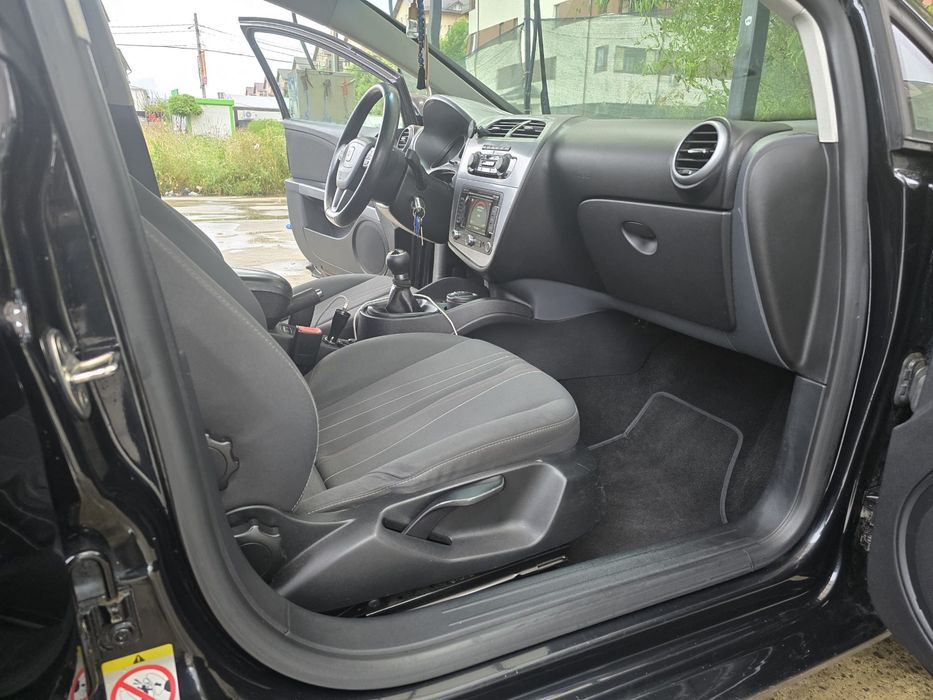 SEAT Leon 2012 — imagine 4