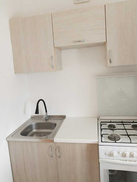 Продам  2х комн кв Тургенева