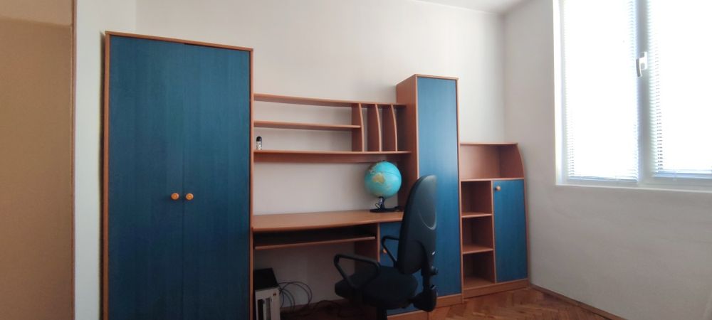 Дава се под наем Тристаен апартамент в Пазарджик, Запад - 95 кв.м за 280.5 € - Снимка #4