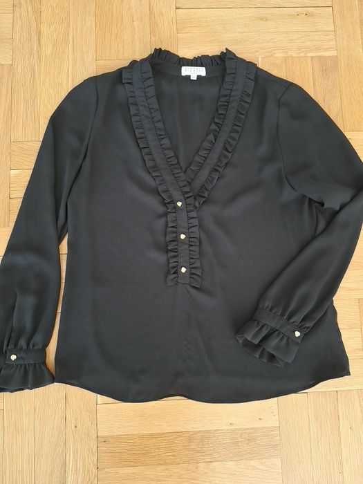 Claudie Pierlot,36,Massimo Ditti,S,,Pull&Bear,S