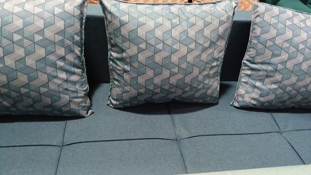 Продам диван тахта