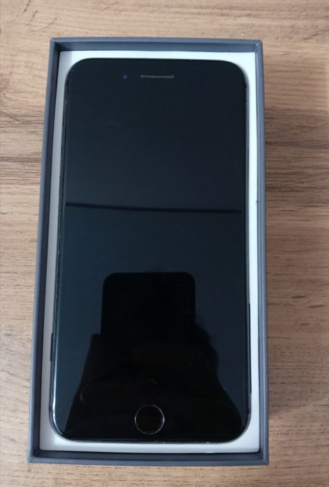 IPhone 8 Plus 64gb Идеал, коробка