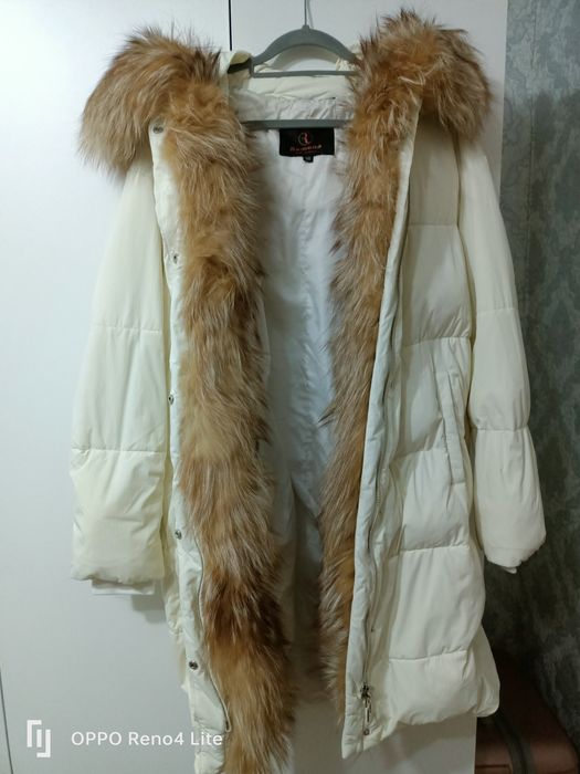 Продам женскую куртку