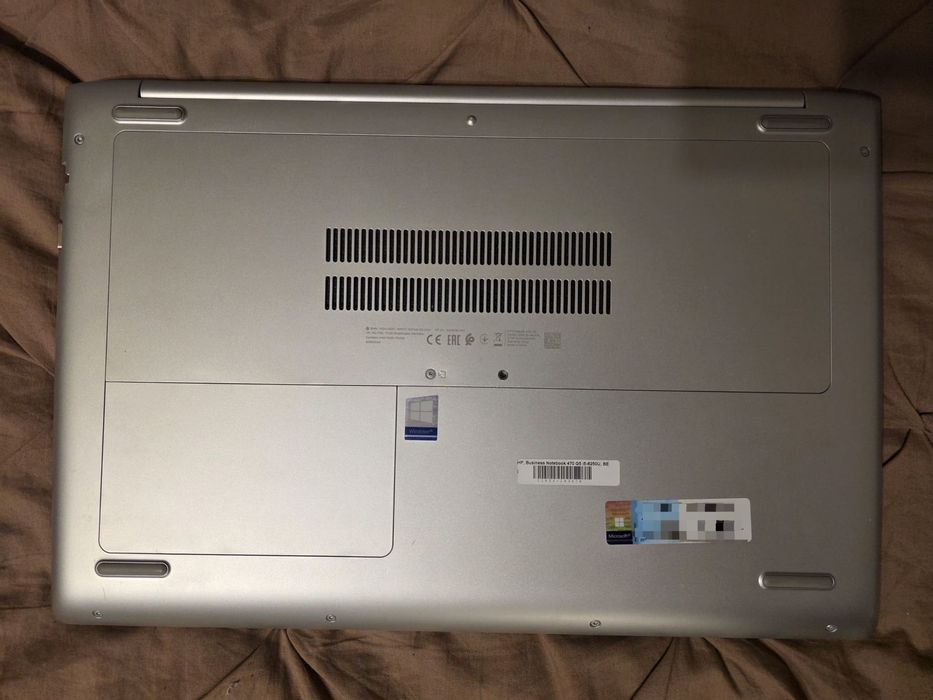 Лаптоп HP ProBook 470 G5 + ПОДАРЪК Мишка и Раница