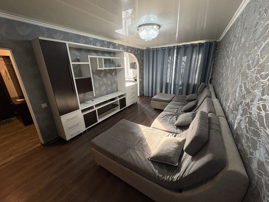 Продам 2х- комн. Квартиру 7мкр