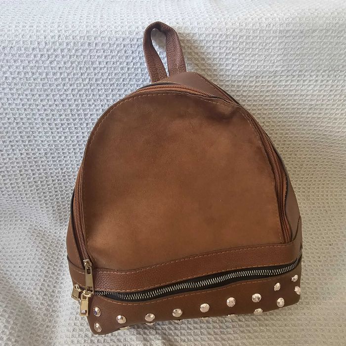 Нова дамска раница